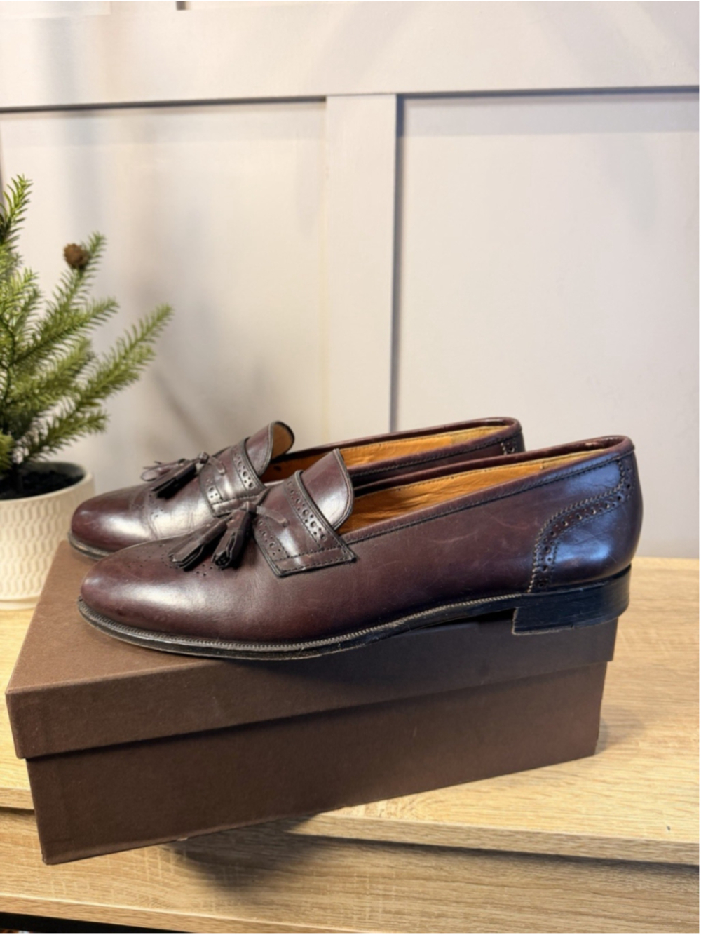 Fevzinci  Men Handcrafted Kiltie Tassel Wingtip Shoes Italy Burgundy Size 10.5